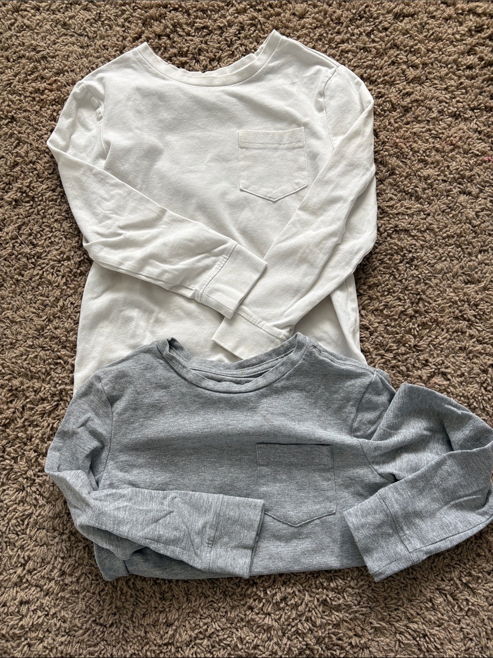 Tommy Bahama Kids Long-Sleeve Pocket Tees - White & Gray